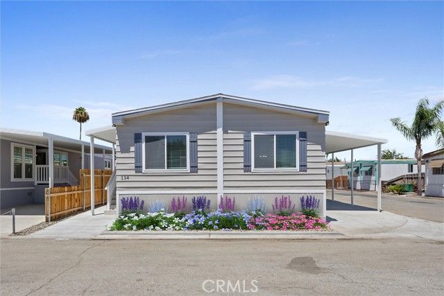 114 Cedarwood Lane, Bakersfield, CA 93308