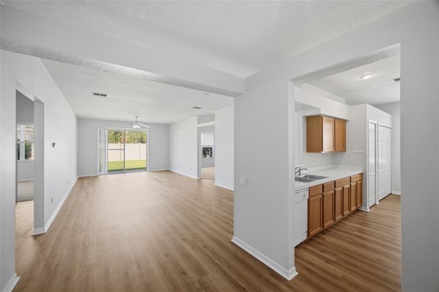 9307 HUNTINGTON PARK WAY, Tampa, FL 33647