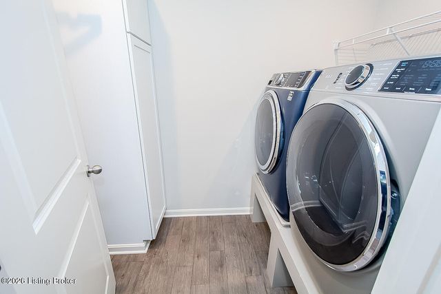 6002 White Pine Ln, La Grange, KY 40031