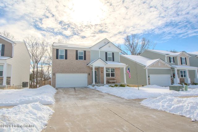 6002 White Pine Ln, La Grange, KY 40031