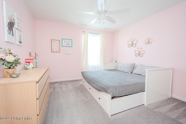 6002 White Pine Ln, La Grange, KY 40031