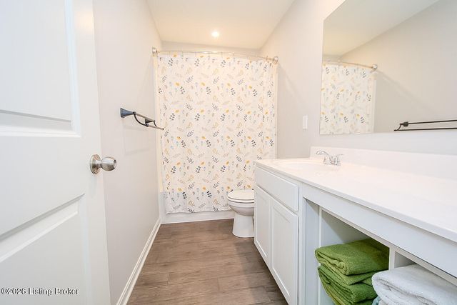 6002 White Pine Ln, La Grange, KY 40031