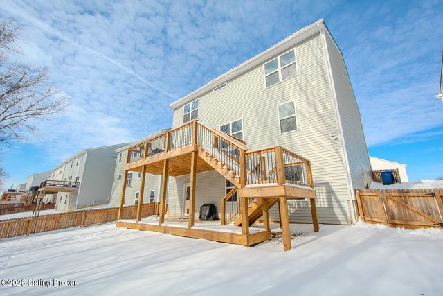 6002 White Pine Ln, La Grange, KY 40031