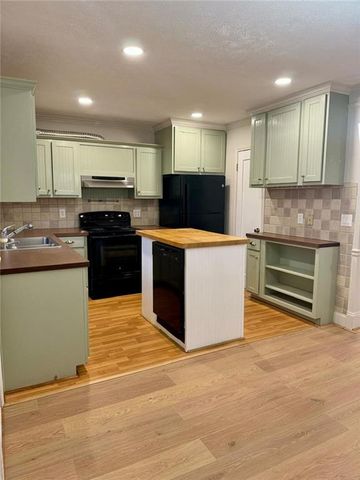 4636 Candlewyck Way, Buford, GA 30518