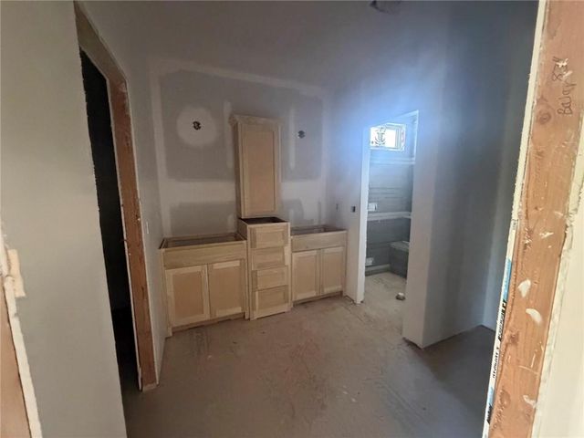 21503 Twin Oaks Parkway, Peculiar, MO 64078
