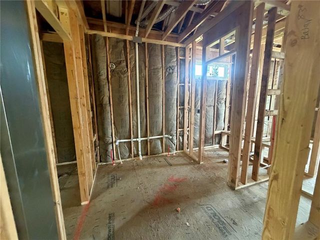 21503 Twin Oaks Parkway, Peculiar, MO 64078