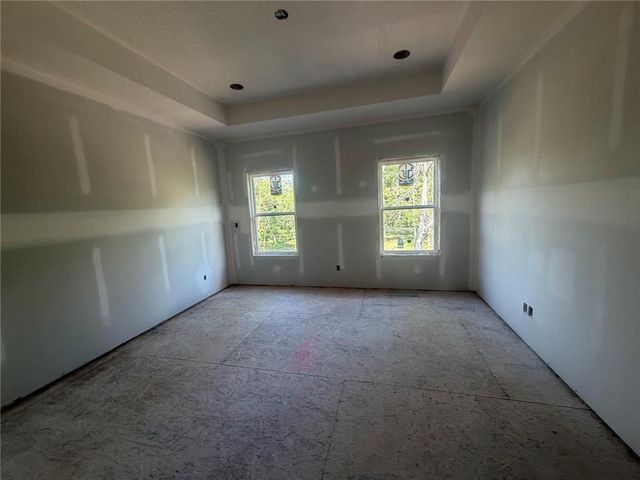 21503 Twin Oaks Parkway, Peculiar, MO 64078