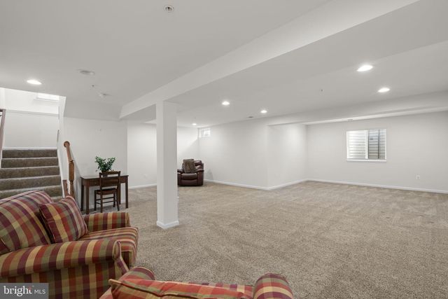 4709 PULLER DR, Jefferson, MD 21755