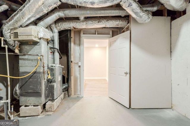 4412 Rustic Wood Drive, Stone Mountain, GA 30083