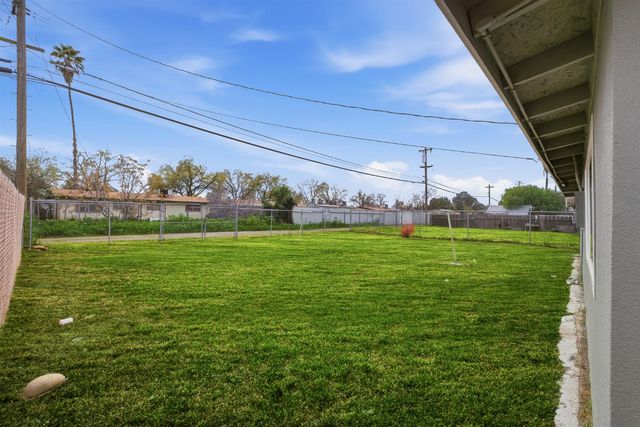 1150 E Jensen Avenue, Fresno, CA 93706