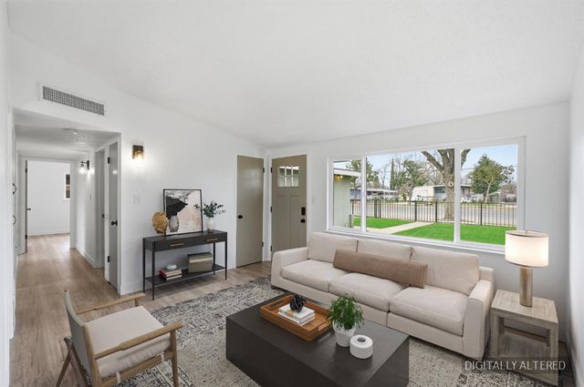 1150 E Jensen Avenue, Fresno, CA 93706