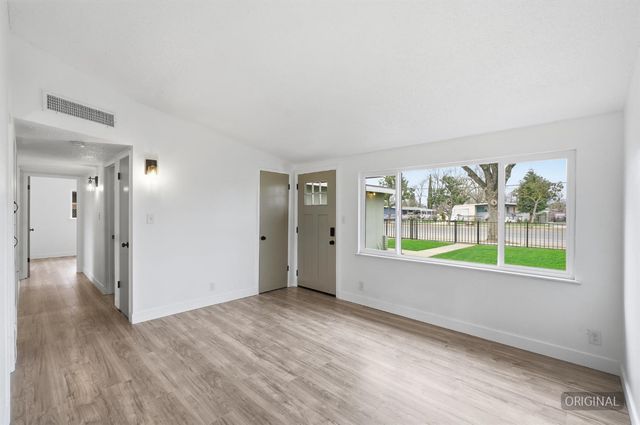 1150 E Jensen Avenue, Fresno, CA 93706