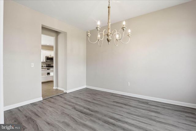 2166 LUCY LN, York, PA 17404