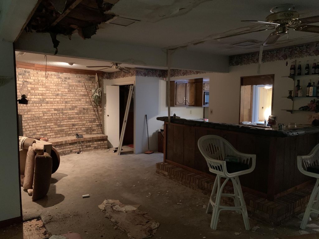 2504 BRIARWOOD Avenue