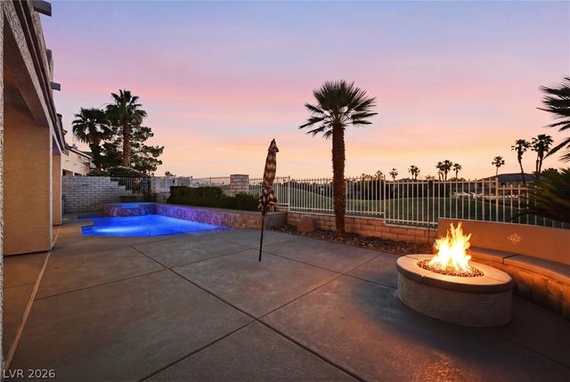2440 Ram Crossing Way, Henderson, NV 89074