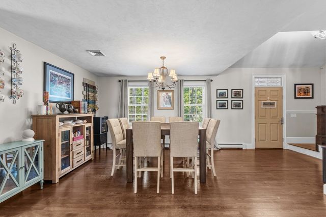 91-B Tremont St, Carver, MA 02330