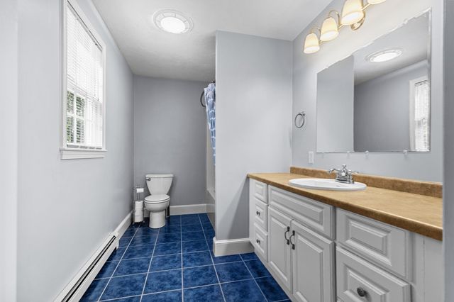 91-B Tremont St, Carver, MA 02330