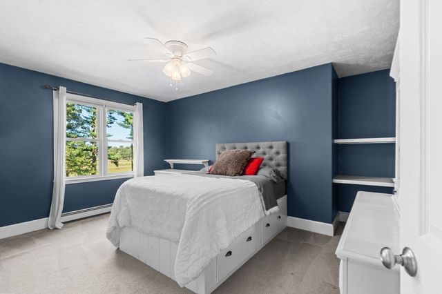 91-B Tremont St, Carver, MA 02330