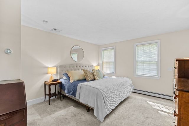 91-B Tremont St, Carver, MA 02330
