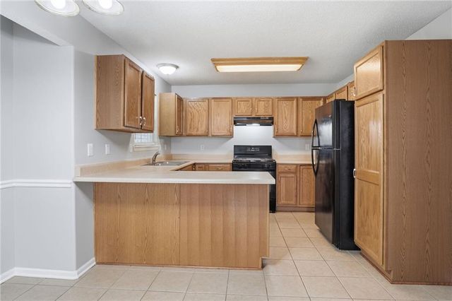 3939 Highland Avenue, Kansas City, MO 64110