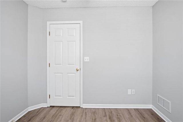 3939 Highland Avenue, Kansas City, MO 64110