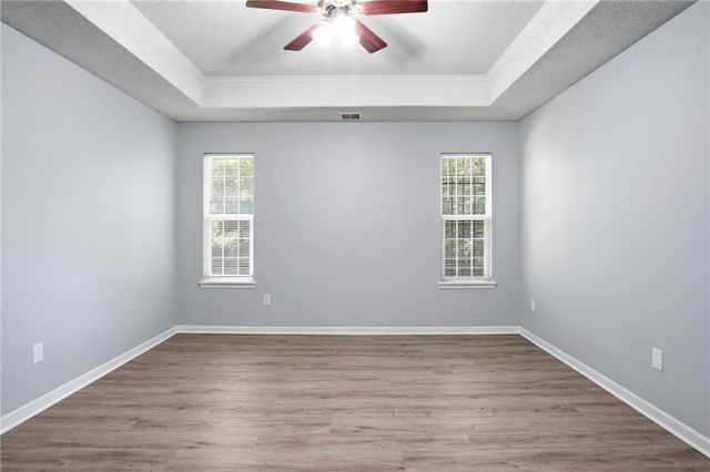 3939 Highland Avenue, Kansas City, MO 64110