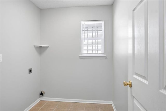 3939 Highland Avenue, Kansas City, MO 64110