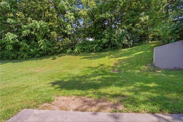 3939 Highland Avenue, Kansas City, MO 64110