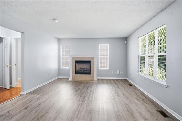 3939 Highland Avenue, Kansas City, MO 64110