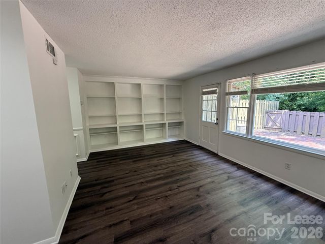 4605 Hedgemore Drive, Charlotte, NC 28209