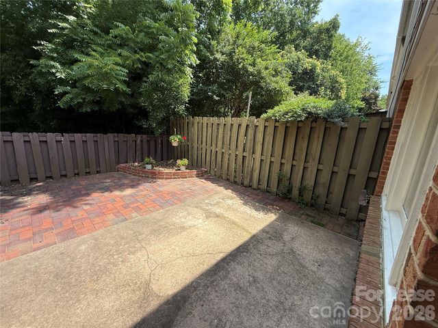 4605 Hedgemore Drive, Charlotte, NC 28209