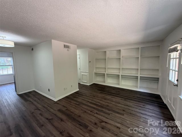 4605 Hedgemore Drive, Charlotte, NC 28209