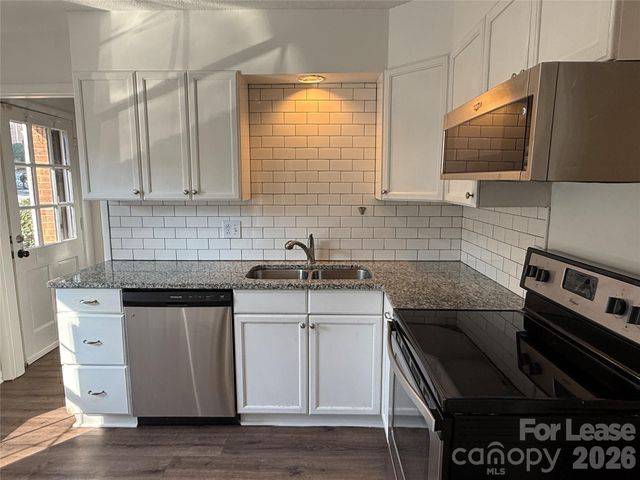 4605 Hedgemore Drive, Charlotte, NC 28209