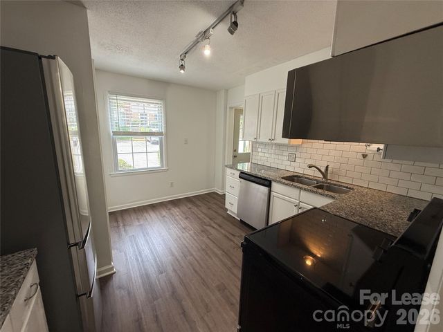 4605 Hedgemore Drive, Charlotte, NC 28209