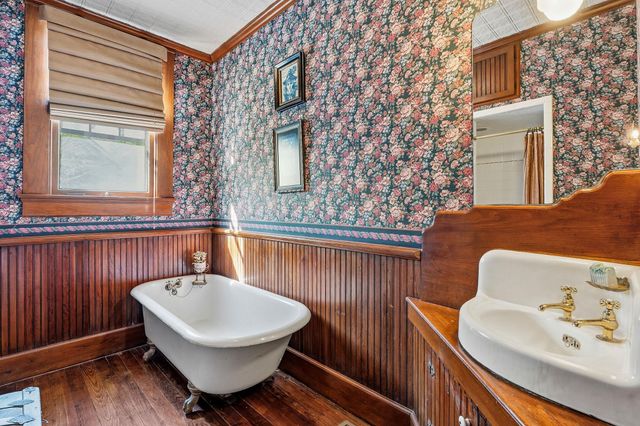 410 Cibilo ST, Lockhart, TX 78644