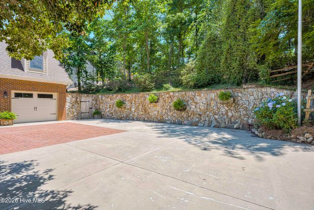 201 Rhett Drive, Mc Cormick, SC 29835