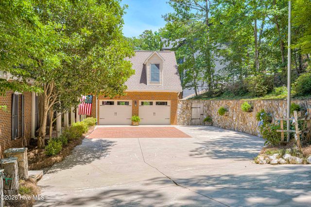 201 Rhett Drive, Mc Cormick, SC 29835