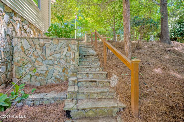 201 Rhett Drive, Mc Cormick, SC 29835