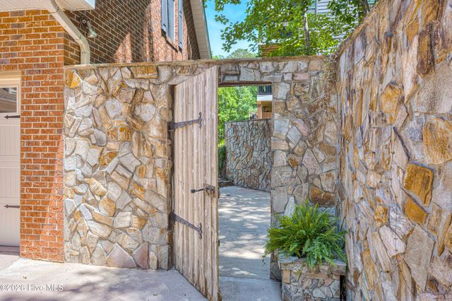 201 Rhett Drive, Mc Cormick, SC 29835