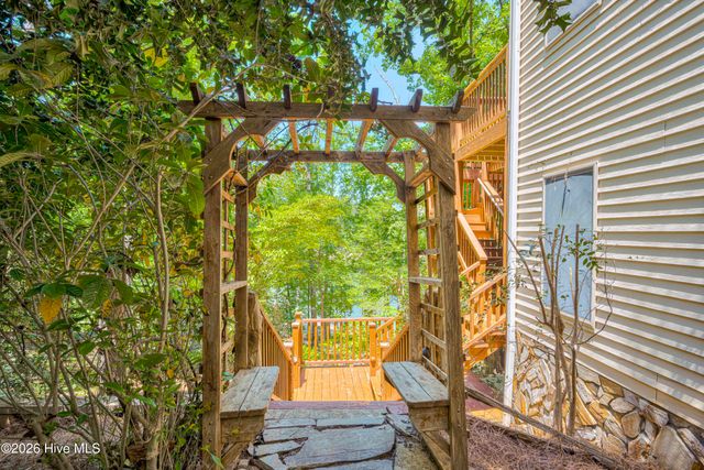 201 Rhett Drive, Mc Cormick, SC 29835