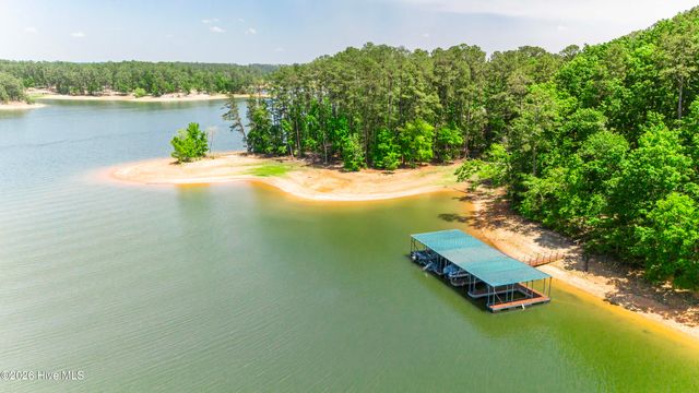 201 Rhett Drive, Mc Cormick, SC 29835