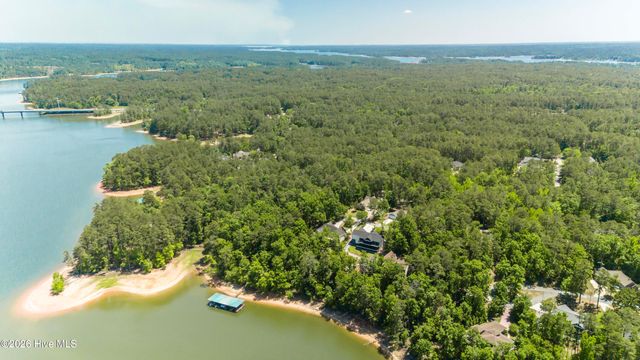 201 Rhett Drive, Mc Cormick, SC 29835