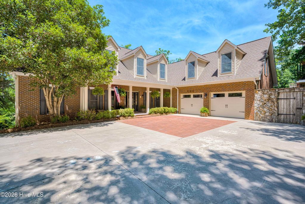 201 Rhett Drive, Mc Cormick, SC 29835