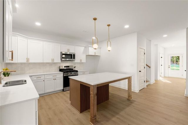 4380 Huntcliff Trace, Douglasville, GA 30135