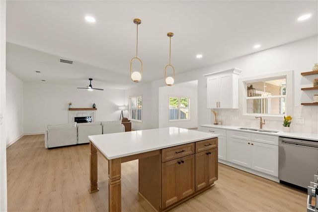 4380 Huntcliff Trace, Douglasville, GA 30135