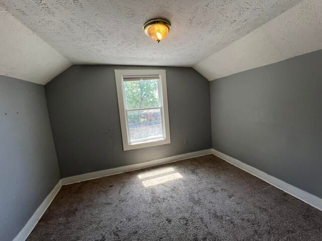 3903 AVENUE C, Council Bluffs, IA 51501