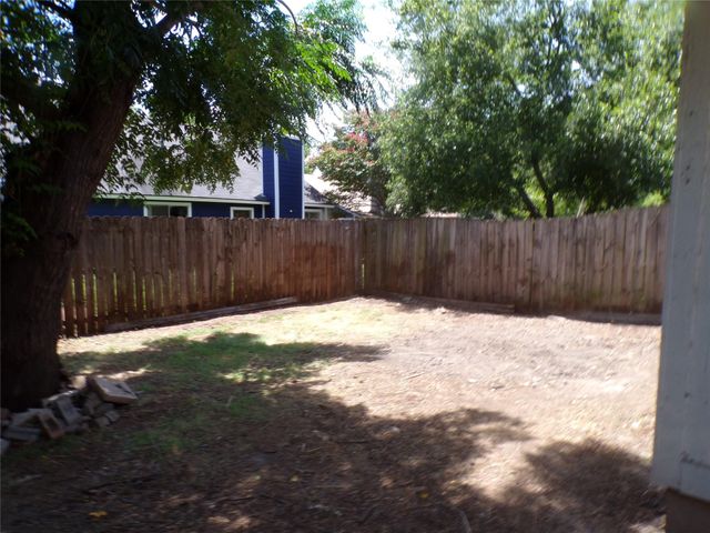 12815 Hymeadow DR A, Austin, TX 78729
