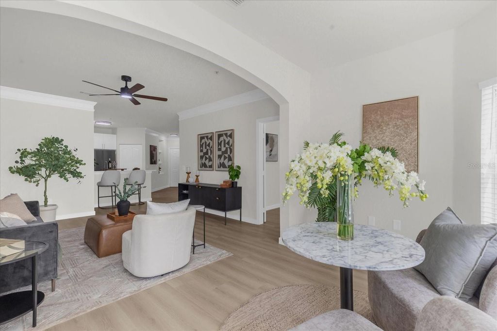 Image 14 of property listing at 4207 S DALE MABRY HIGHWAY 1210, Tampa, FL 33611