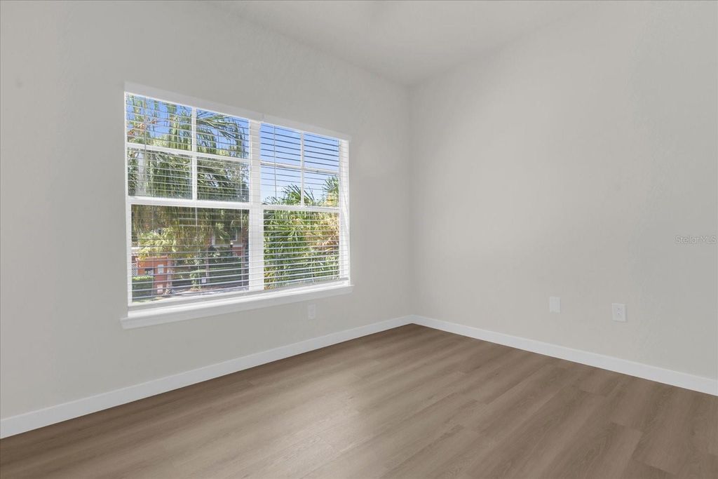 Image 21 of property listing at 4207 S DALE MABRY HIGHWAY 1210, Tampa, FL 33611