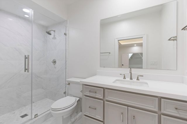 14 N Palmiera Circle, The Woodlands, TX 77382
